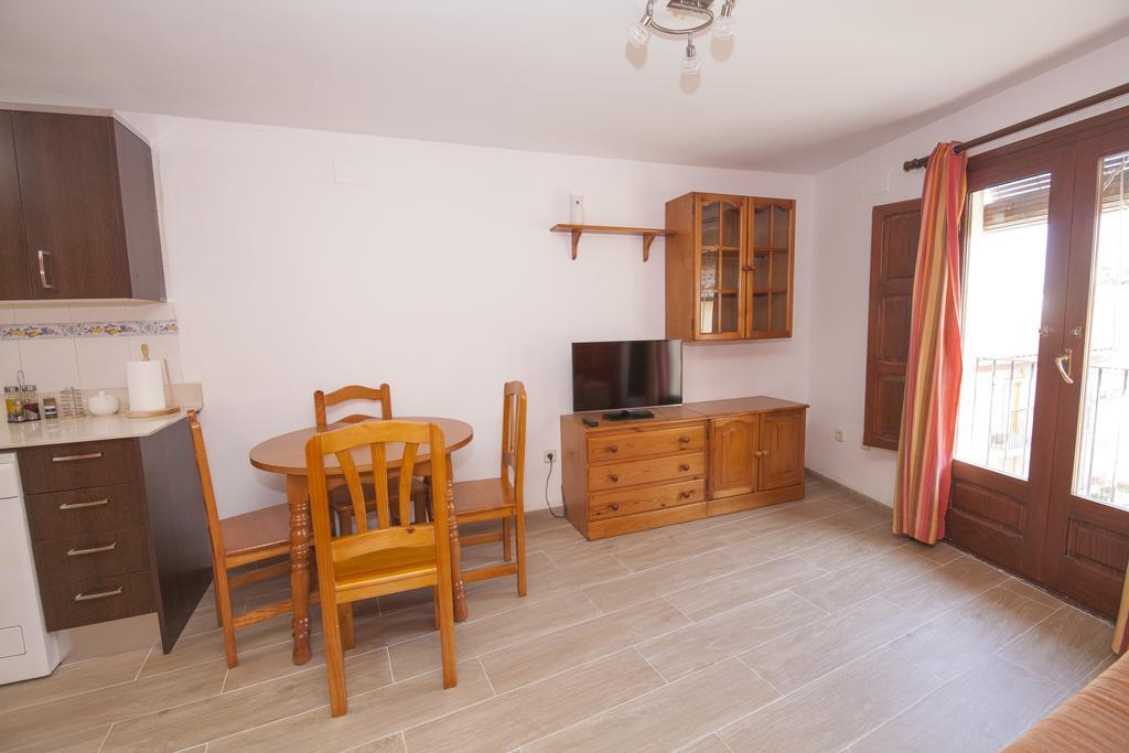 Apartamentos Prades Morella Bagian luar foto