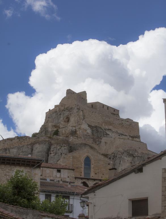 Apartamentos Prades Morella Bagian luar foto