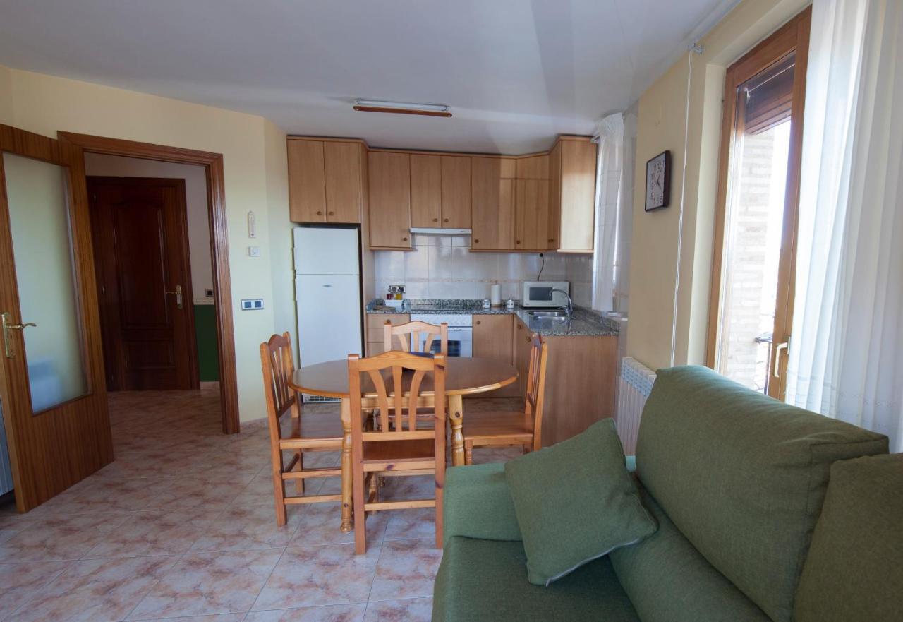 Apartamentos Prades Morella Bagian luar foto